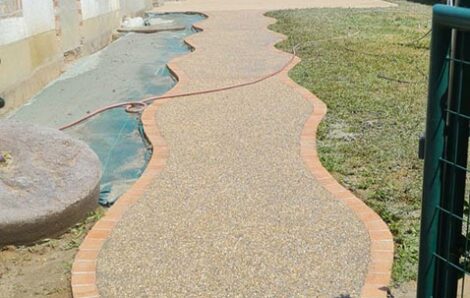 Terrassement allée Beaufai 61270