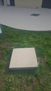 Tapis de Pierre Montfort a Montfort-le-Gesnois - en cours
